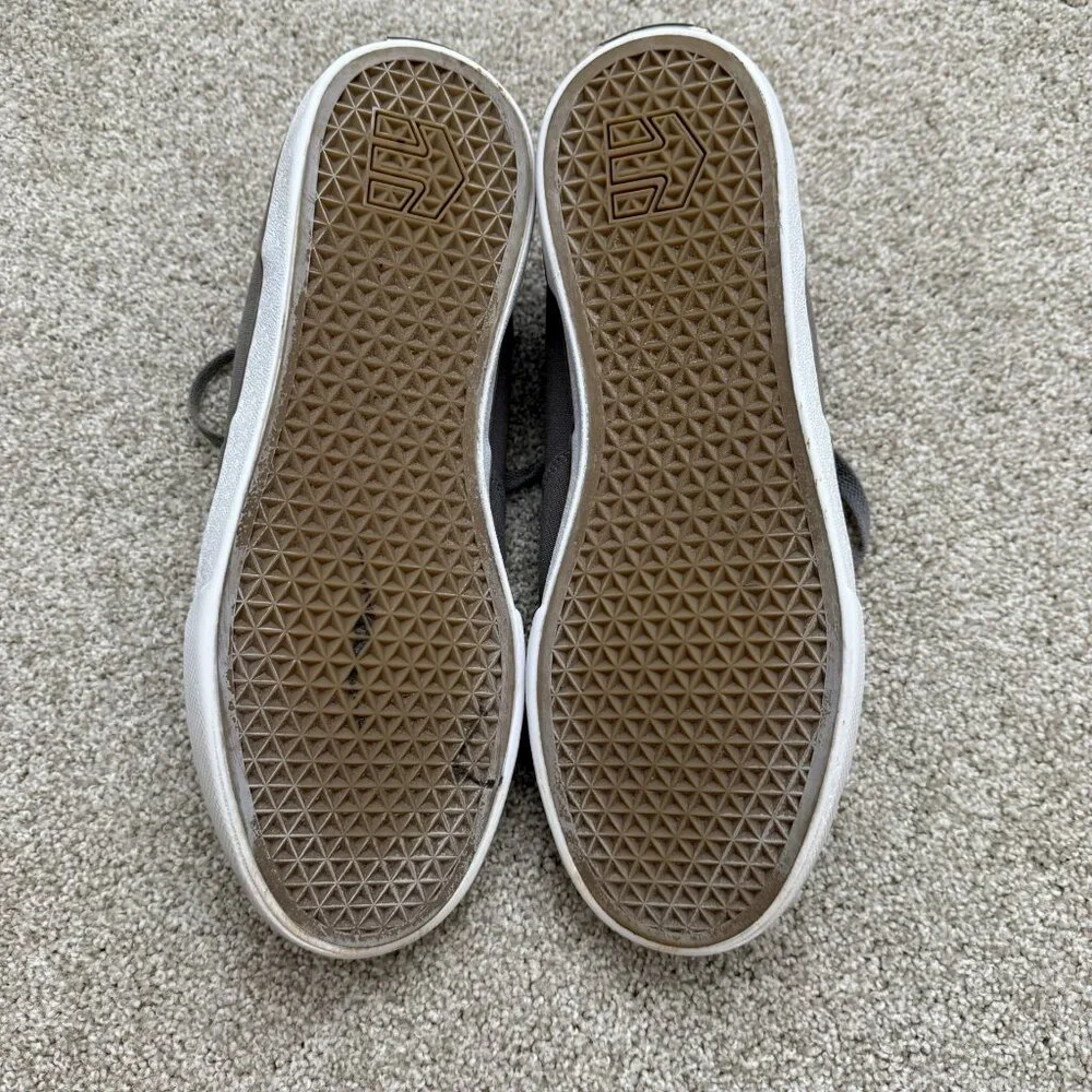 Gray Etnies - Picture 5 of 7